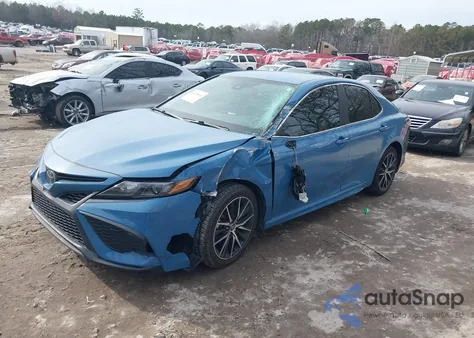 2024 Toyota Camry Se z USA, uszkodzony, nr VIN 4T1T11AK6RU193059